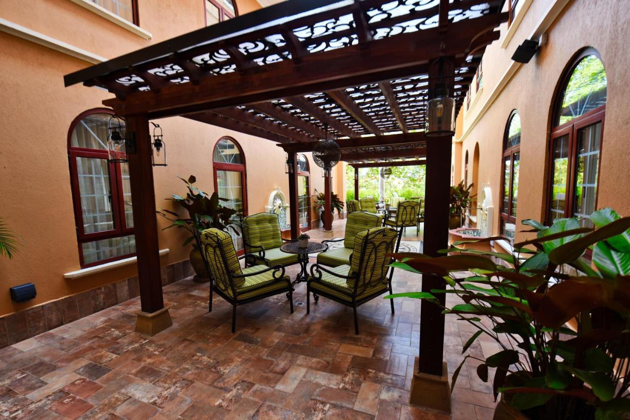 Casa Solada Hotel Kampala Exteriör bild