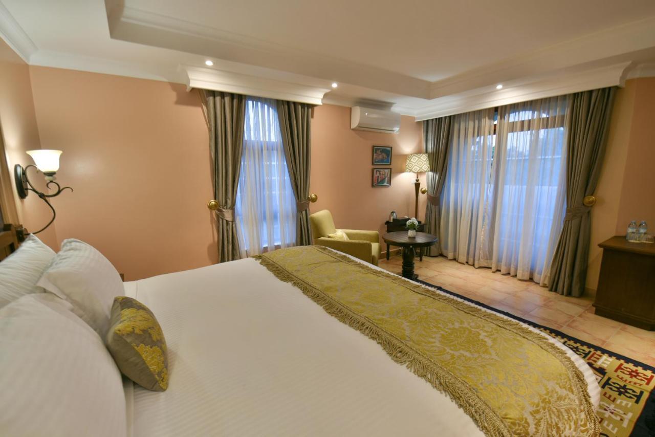 Casa Solada Hotel Kampala Exteriör bild